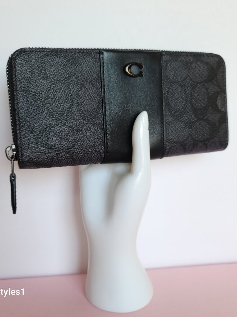 COACH Boxed Slim Accordion Signature Canvas & Leather Wallet w Back-slip pocket⭐ - Picture 3 of 16